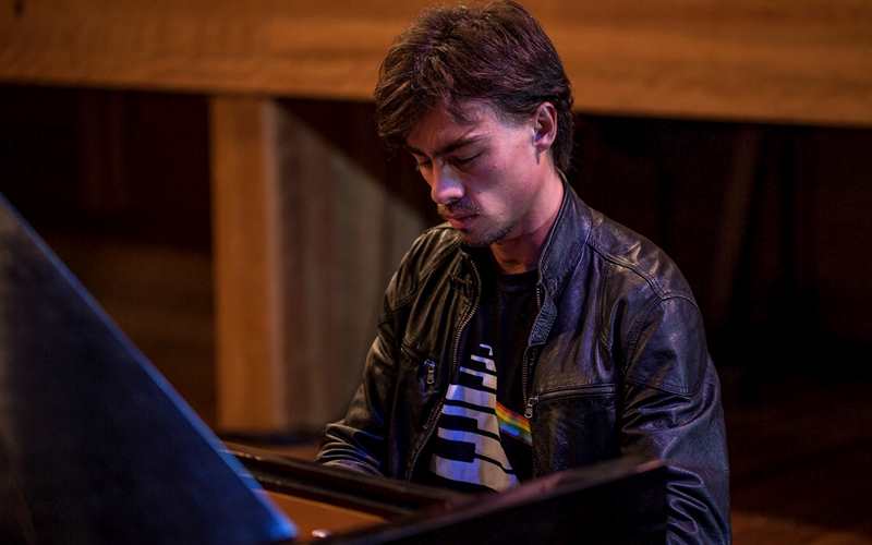 Rock AO Piano - Bruno Hrabovsky