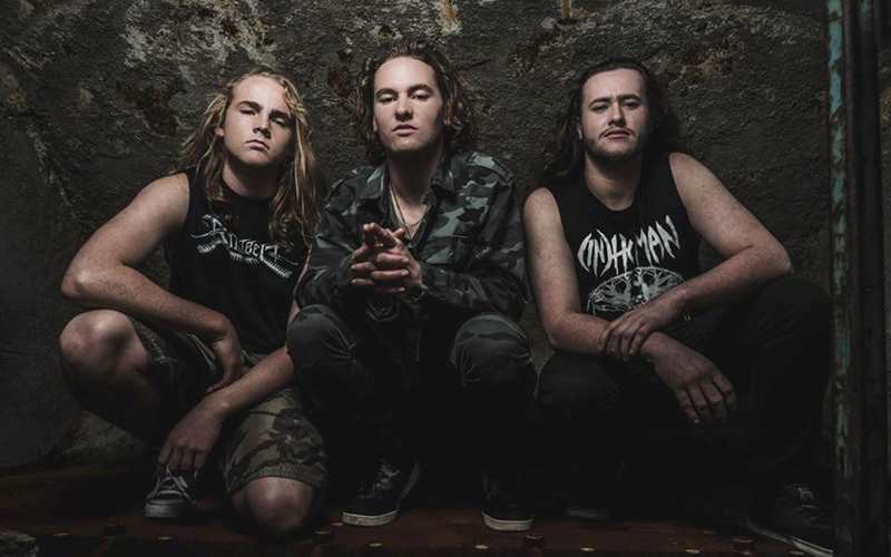 Alien Weaponry