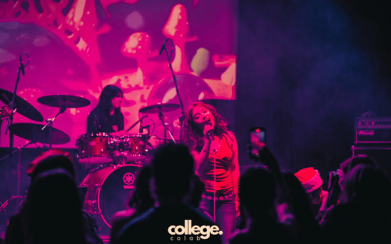 COLLEGE COLAB